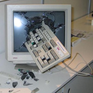 dealing-with-computer-problems-at-work-can-be-frustrating-_16000623_800533407_0_0_7030738_300